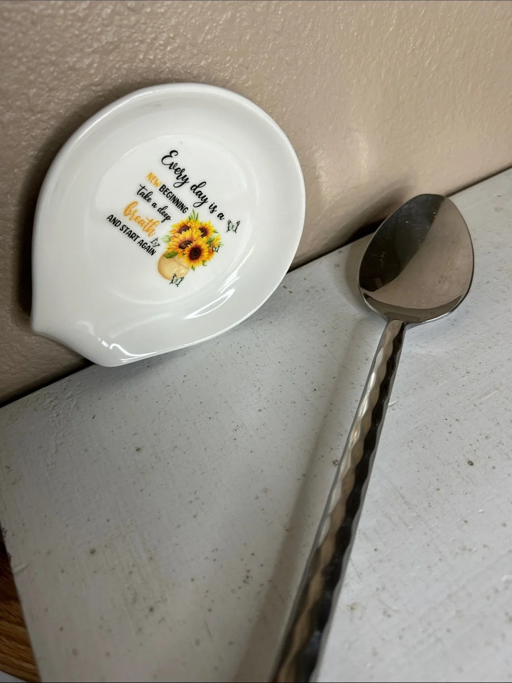 SUNFLOWER Inspirational Spoon Rest - White & Yellow